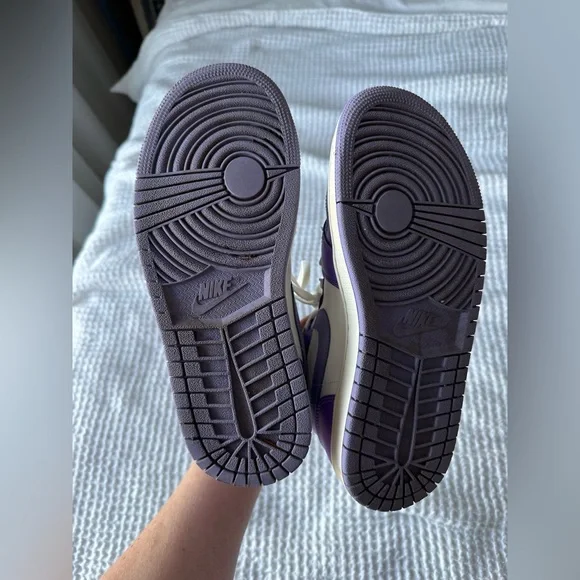 Air Jordan 1 Mid Purple Venom Women size 7.5 - Picture 9 of 11